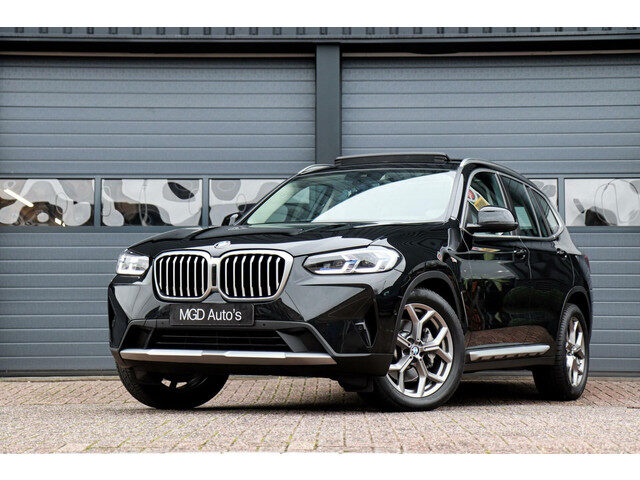 BMW X3 xDrive30i xLine /LASERLIGHT/PANODAK/CAMERA/KEYLESS/CARPLAY/VIRTUAL/ELEK. KLEP!