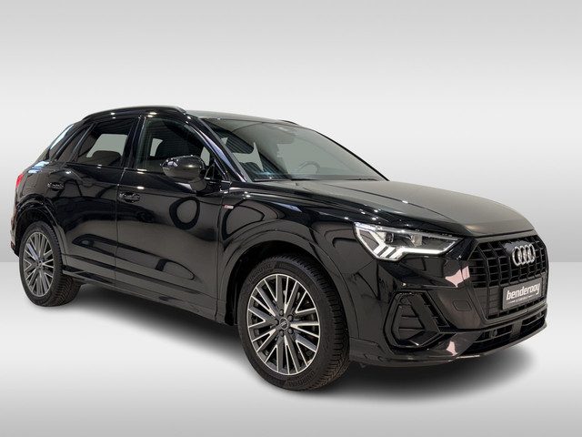 Audi Q3 45 TFSI eHybrid 245pk S edition | Leder | Black pakket