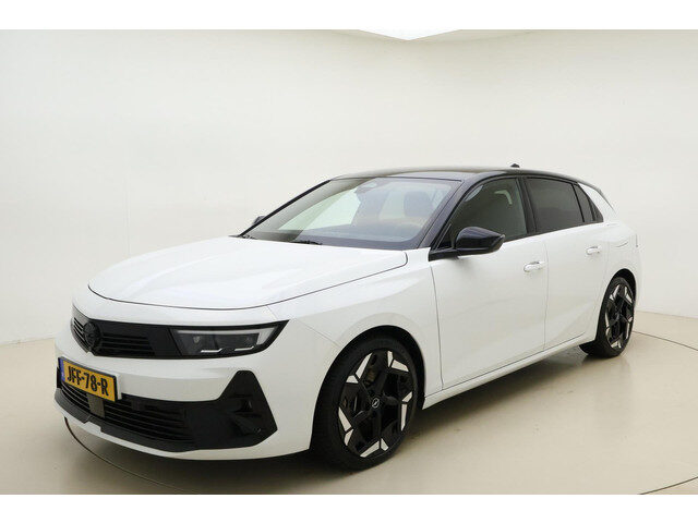 Opel Astra 1.6 Turbo Plug In Hybrid GSe 225PK