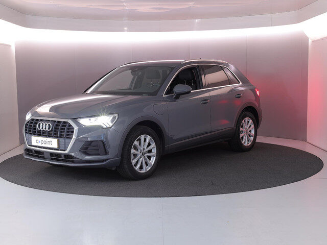 Audi Q3 45 TFSI e Business Edition