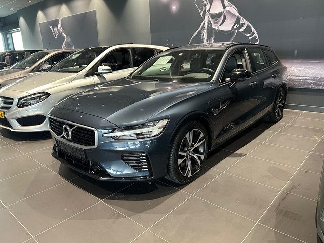 Volvo V60 2.0 T8 Twin Engine AWD R-Design