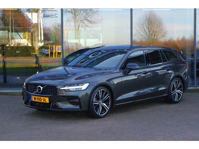 Volvo V60 2.0 B3 163 PK R-Design, Panoramadak, Harman/Kardon, Trekhaak, Leder, Sportstoelen