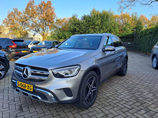 Mercedes-Benz GLC 200 Business Solution