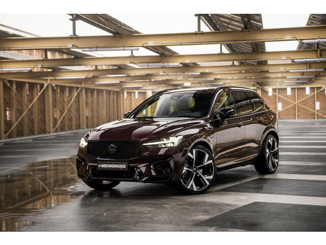 Volvo XC60 2.0 T6 Plug-in hybrid AWD Plus Dark