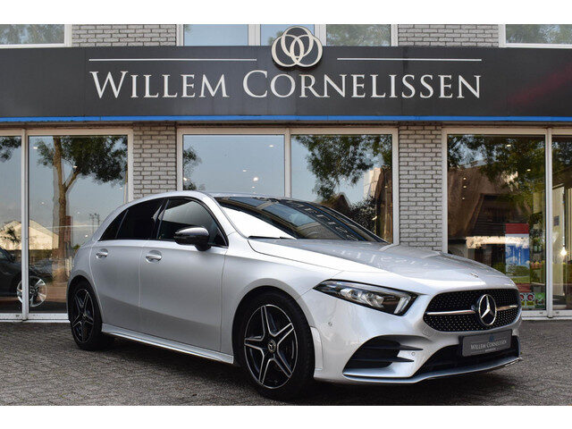 Mercedes-Benz A-Klasse 180 AMG Pakket Sfeer Stoelverwarming Navi