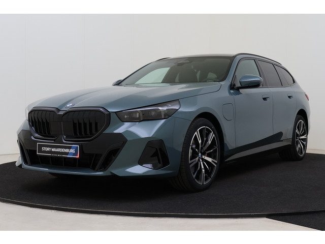 BMW 5 Serie touring 530e M Sport Automaat