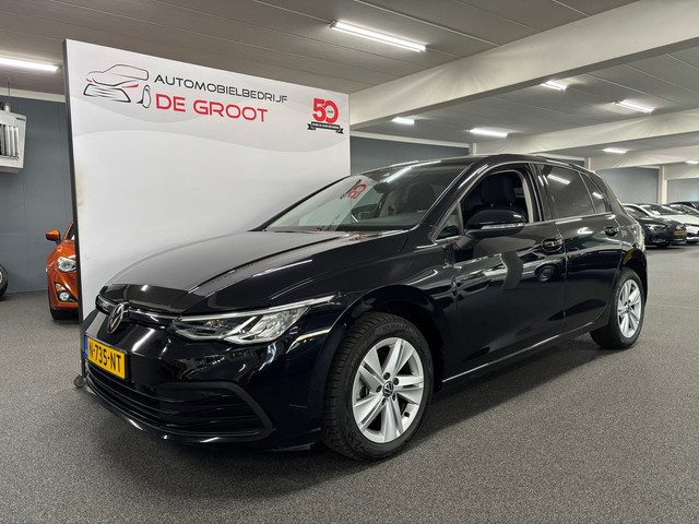 Volkswagen Golf 1.0 eTSI Life / NL-auto, Automaat, 52.679KM