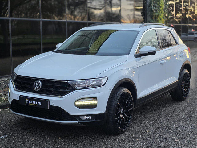 Volkswagen T-Roc 1.5 TSI Style |STUUR/STOELVERW.|ACC|CAMERA