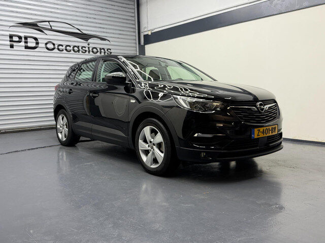 Opel Grandland X 1.6 225PK Turbo Plug-In Hybrid Business Edition - Camera - Stoelverw.