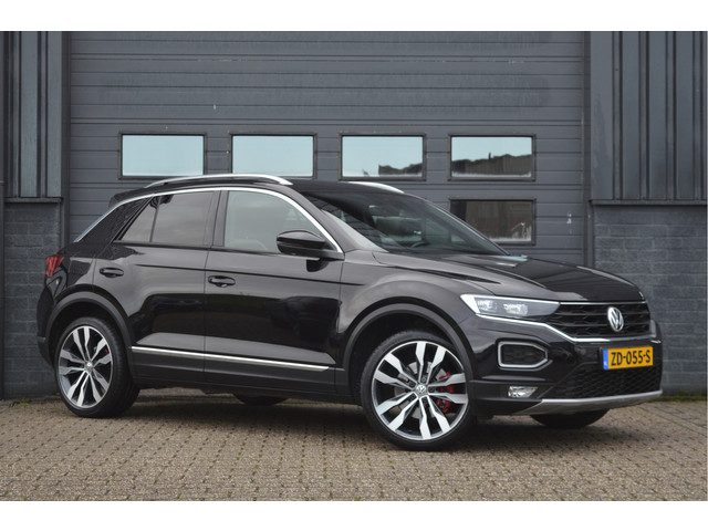 Volkswagen T-Roc 1.5 TSI Sport | ACC | LED | NAVI | 19 INCH |