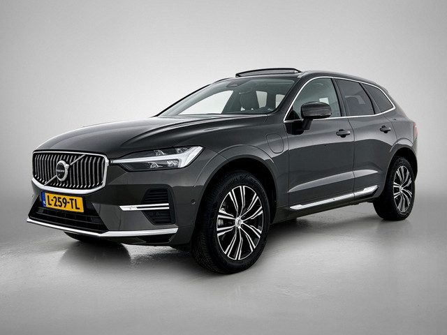 Volvo XC60 2.0 T6 AWD Inscription Expression | Panorama dak | Luchtvering |
