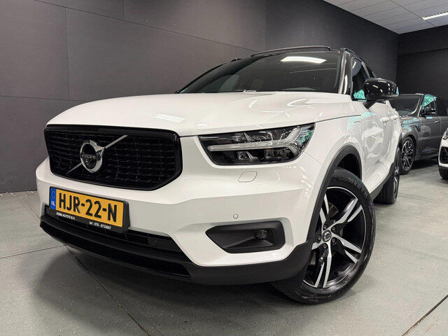 Volvo XC40 1.5 T5 Recharge R-Design 264PK PANO/NAVI/DAB/H-KARDON/STOEL-M/ECC/PDC/CRUISE///