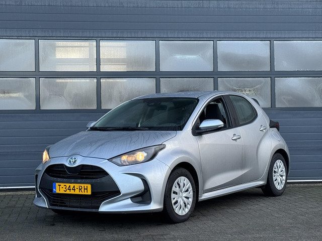 Toyota Yaris 1.5 HYBRID ACTIVE