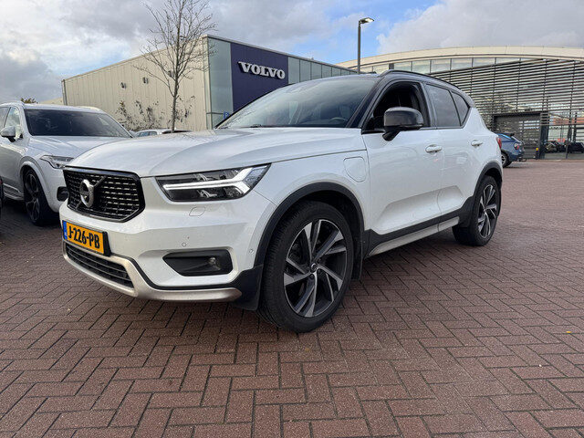 Volvo XC40 1.5 T5 Recharge R-Design