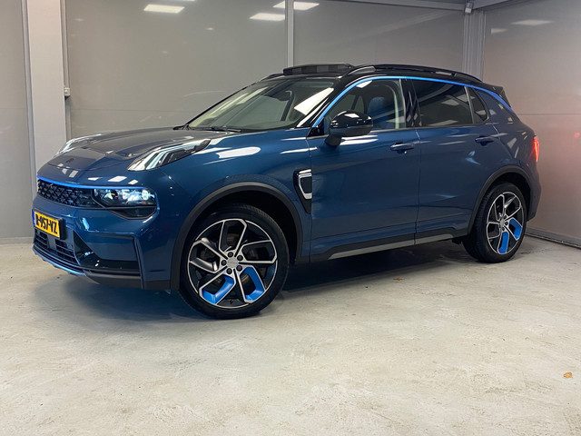 Lynk&Co 01 1.5 AUTOMAAT | SOH 91% | LED | ELEKT. ACHTERKLEP | CAMERA | PANODAK |