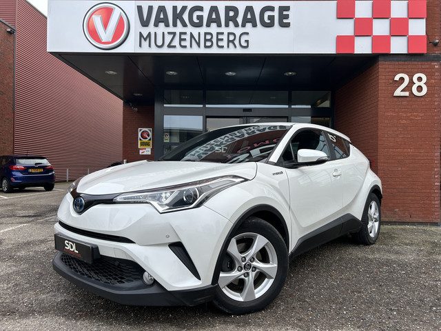 Toyota C-HR 1.8 Hybrid Dynamic // KEYLESS // LED // NAVI // CAMERA // PDC V+A // ADAPTIVE CRUISE //