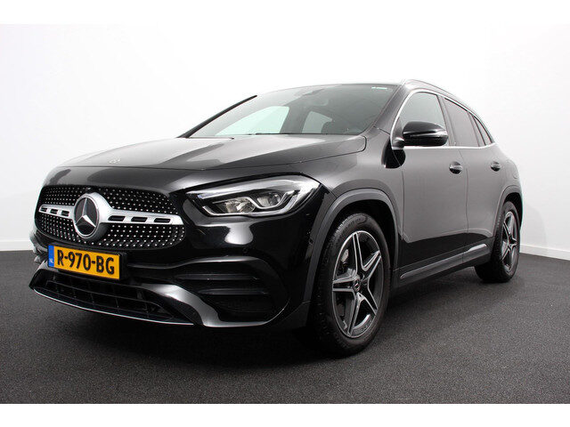 Mercedes-Benz GLA 200 AMG Line Automaat