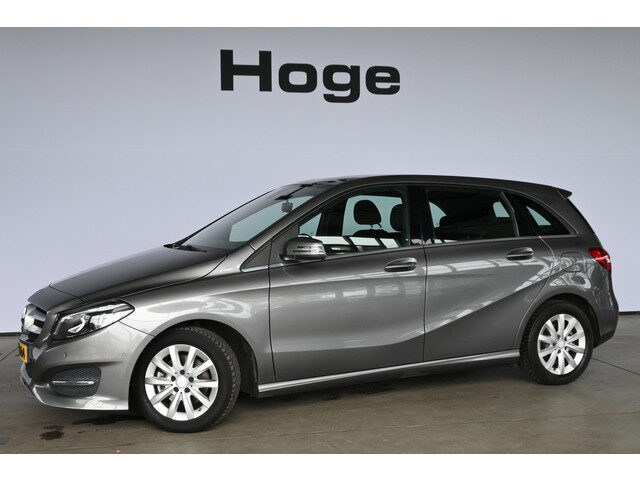 Mercedes-Benz B-Klasse 180 Ambition Automaat Airco Navigatie LED Trekhaak Rijklaarprijs Inruil Mogel