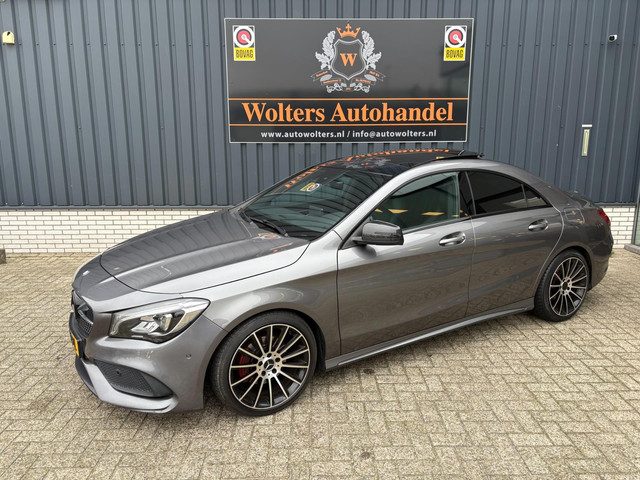 Mercedes-Benz CLA 200 Prestige Met+ PANORAMA