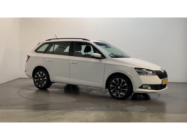 Škoda Fabia Combi 1.0 TSI Business Edition Navigatie Parkeersenoren