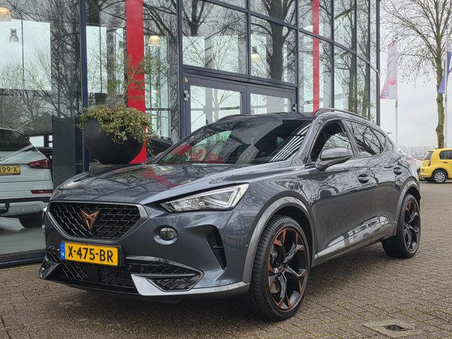 Cupra Formentor 1.4 e-Hybrid 245 PK | Digitaal dashboard | Navigatie | Wegklapbare Trekhaak | Adapt.