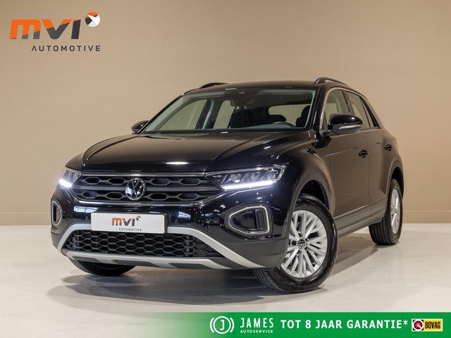 Volkswagen T-Roc 1.0 TSI Life / 110pk / Trekhaak / Achteruitrij camera / Stoelverwarming /
