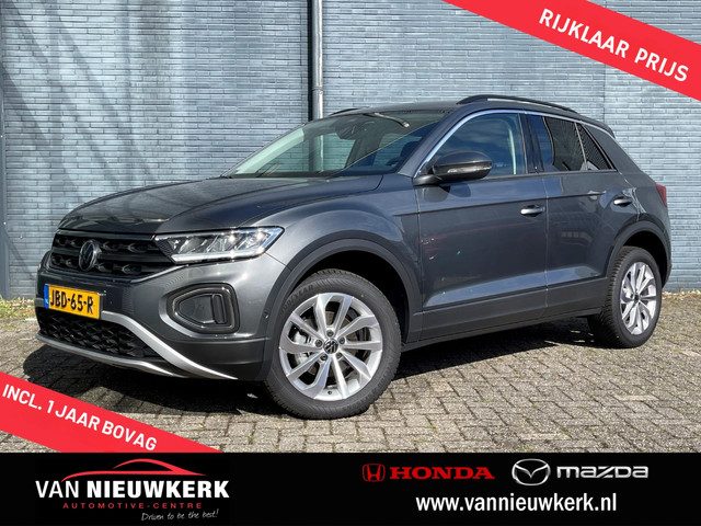 Volkswagen T-Roc 1.5 TSI 150pk Automaat Life Edition | Carplay | All Season Banden | Adaptieve Cruis