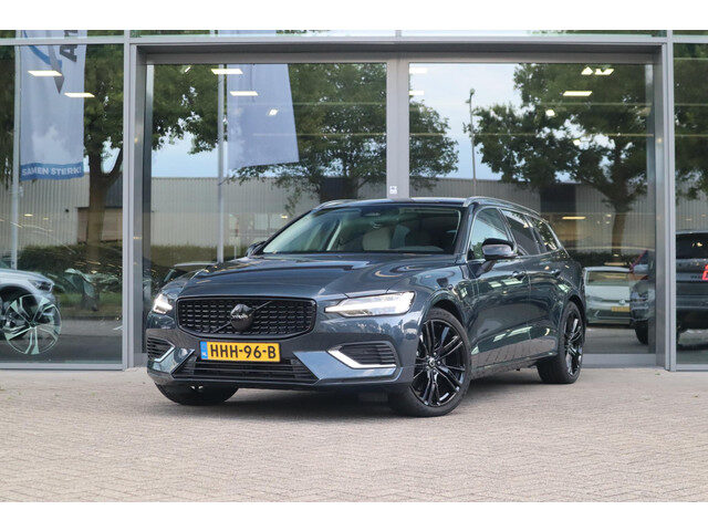 Volvo V60 2.0 T6 Plug-in hybrid AWD Essential Edition