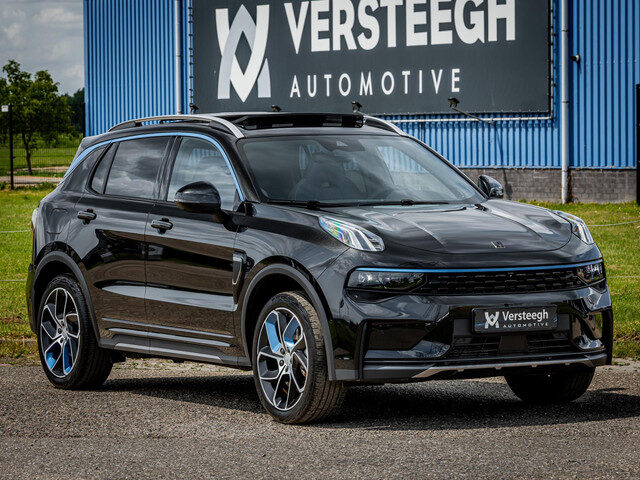 Lynk&Co 01 1.5 Plug-In Hybrid 262pk 360 Camera|Zwarte Hemel|Panoramadak