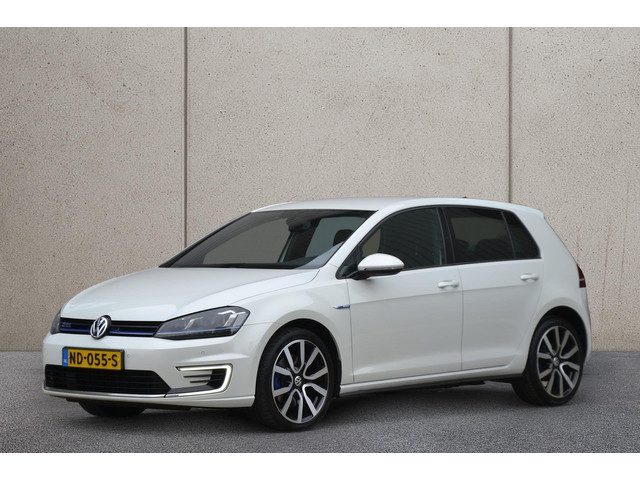 Volkswagen Golf 1.4 TSI 204PK GTE | Leder | Navigatie | Spiegelpakket