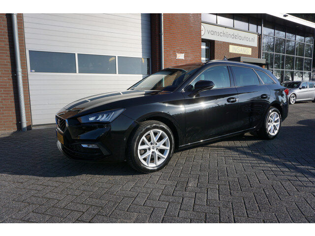 Seat Leon Sportstourer 1.5 eTSI 150PK AUTOMAAT STYLE