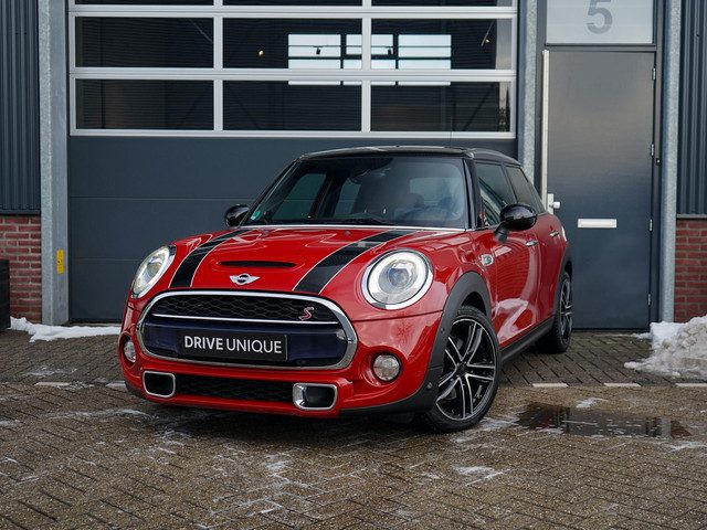 MINI Cooper Mini 2.0 SD Chili Serious Business