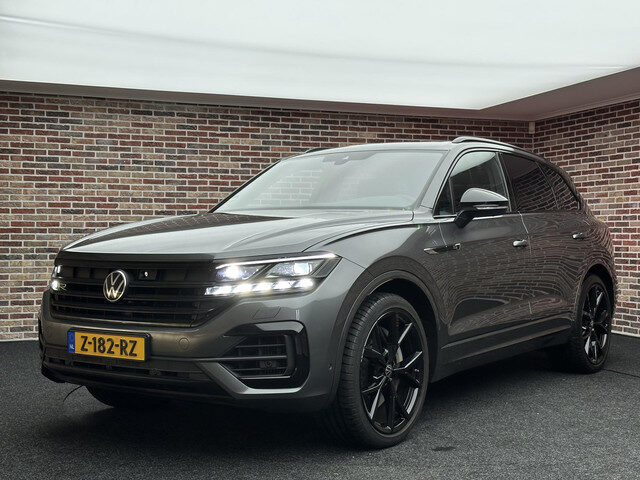 Volkswagen Touareg R 3.0 TSi 4MOTION