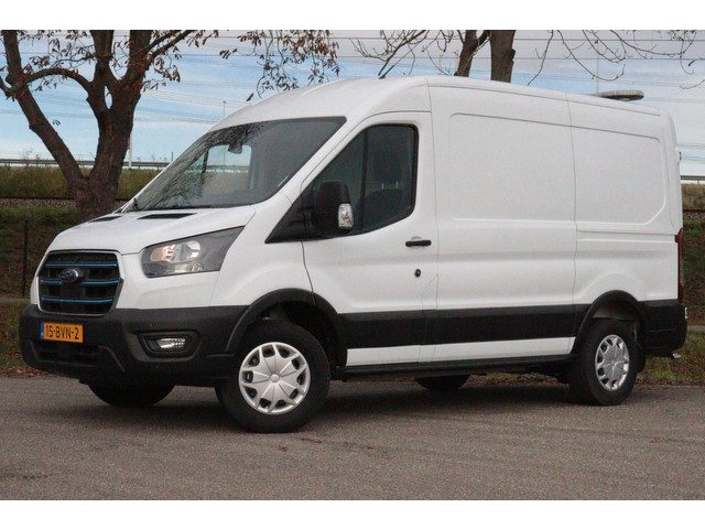 Ford E-Transit 425 L2H2 Trend 68 kWh WERKPLAATSBUS