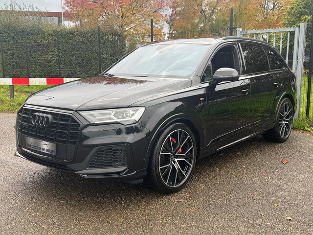 Audi Q7 55 TFSI quattro RS zetels Black Optic Pano Ambient 22inch