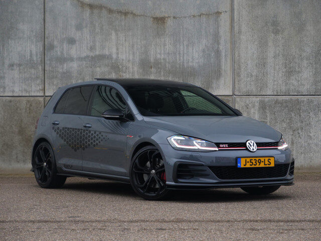 Volkswagen Golf 2.0 TSI GTI TCR