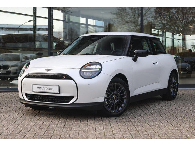MINI Electric Hatchback Cooper SE