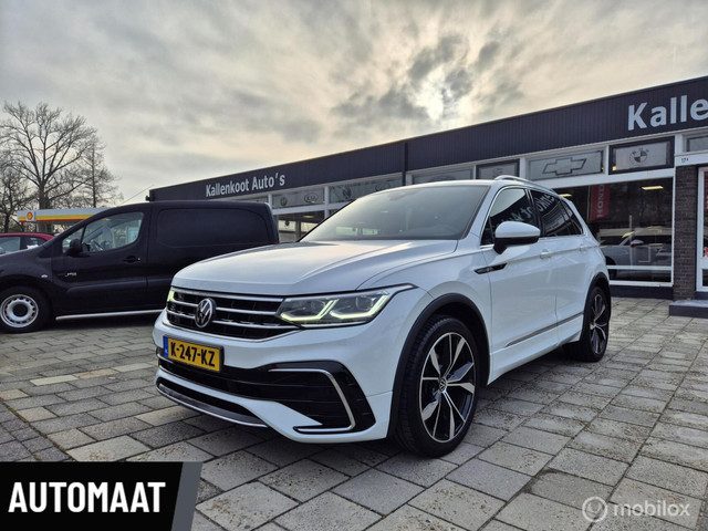 Volkswagen Tiguan 1.5 TSI R-Line, Trekhaak, Dealer onderhoud