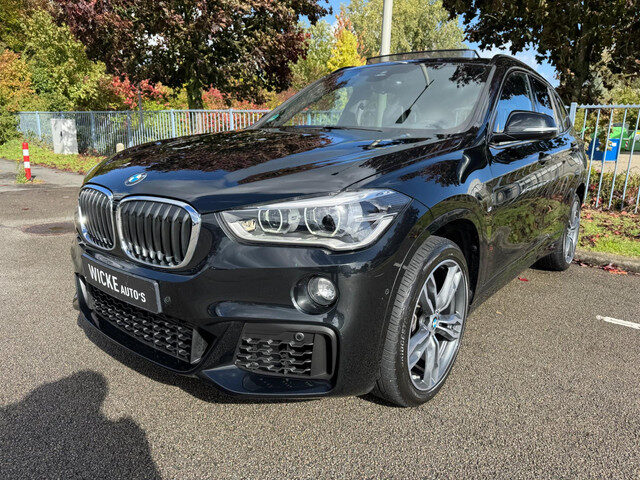 BMW X1 XDrive25i High Executive HUD Panorama Memory M Pakket
