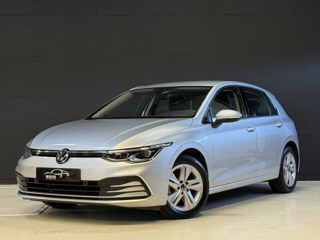 Volkswagen Golf 1.5 TSI Life Business | Memory stoelen | Camera | Full LED | Apple Carplay