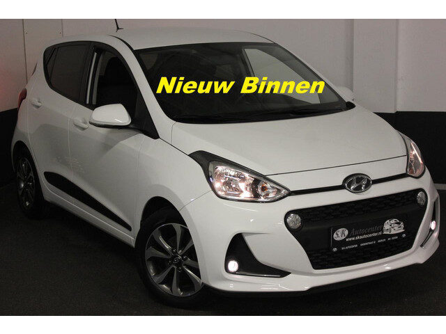 Hyundai i10 STYLE 1.2*NAVI*STUUR+STOELVERWARMING 1E EIGEN