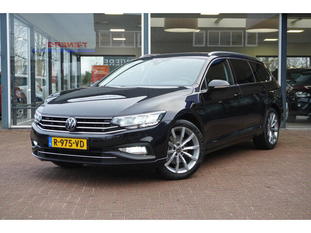 Volkswagen Passat Variant 1.5 TSI Business Automaat | Airco | Navigatie | Camera | Carplay | Vol opt