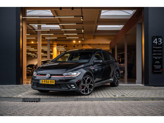 Volkswagen Polo 2.0 TSI GTI |Pano|Camera|Blind Spot Detection|Acc|Dealer Onderhouden|