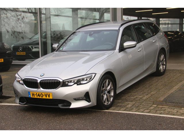 BMW 3 Serie touring 318i Executive Edition DEALER OND. TREKHAAK NL-AUTO NAP!