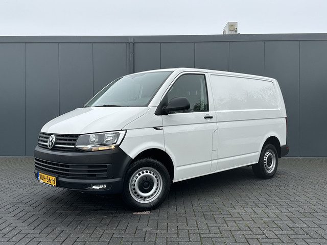 Volkswagen Transporter 2.0 TDI 102 PK / L1H1 / 1e EIG. / CAMERA / AIRCO / CRUISE / ACHTERKLEP / NETT