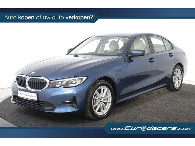 BMW 3 Serie 330e Business Edition Plus *1ste Eigenaar*Navigatie*Park assist*