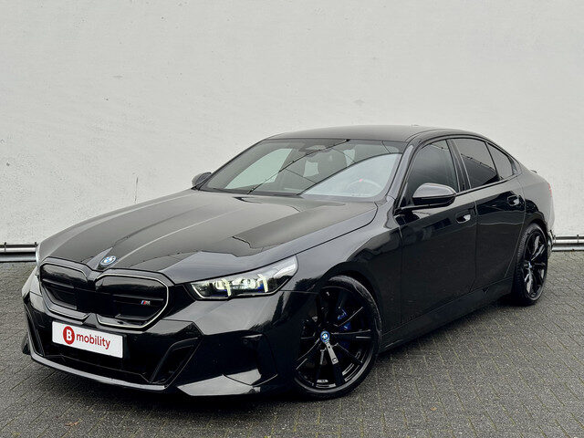 BMW i5 M60 xDrive 84 kWh M-Sport Trekhaak 2.000KG! Harman Kardon