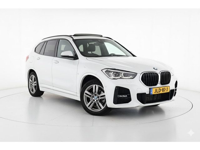 BMW X1 sDrive18i M Sport | Schuifdak | Camera | Stoelverwarming