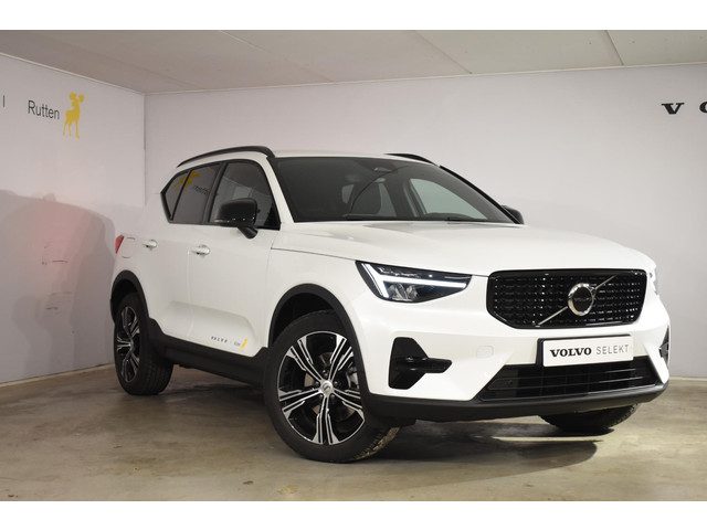 Volvo XC40 B4 211PK Automaat Plus Dark