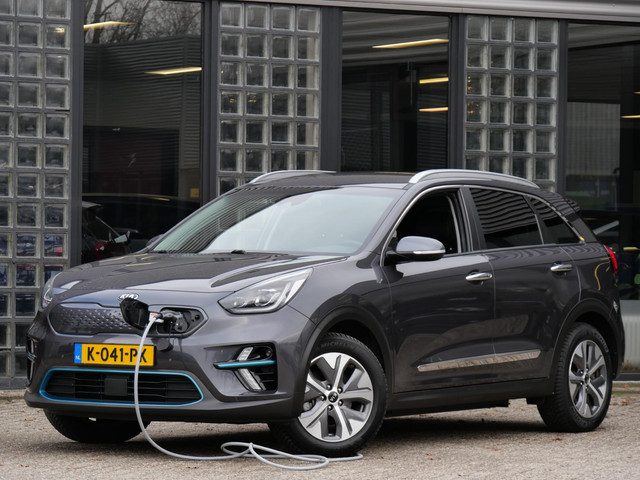 Kia e-Niro 64kWh/ 3-FASE/ SOH 100%/ EXECUTIVELINE/